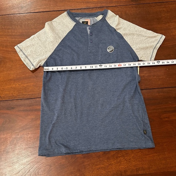 Lee Premium Short Sleeve Shirt Men's Size L Blue w/Gray Sleeves - Picture 5 of 14